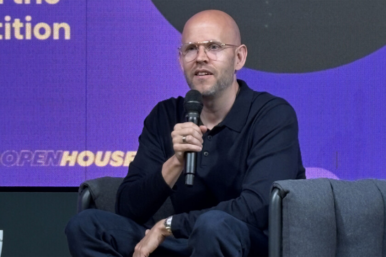 “Apple aprovecha cada oportunidad para eludir lo que dicen gobiernos o tribunales en cualquier país” – FGJ MULTIMEDIOS