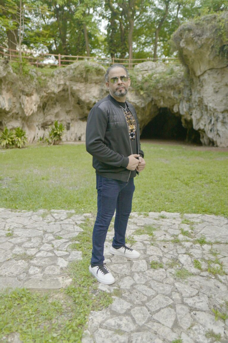 Gerard Alou “3 son 1” Revoluciona el Merengue con el Lanzamiento de “Un X 100to”, Una Fusión Típica Urbana