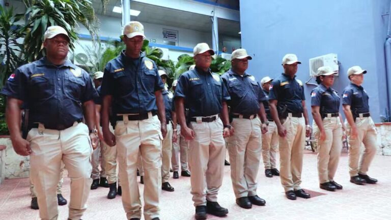 Policiales: DICRIM apresa varias personas e incauta sustancias controladas durante operativos en Baní, Azua y San José de Ocoa