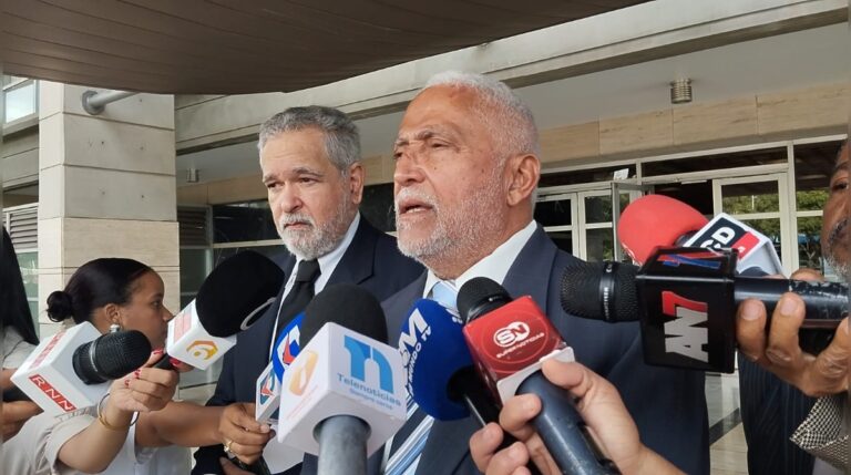 Empresario denuncia estafa millonaria en proyecto inmobiliario en Bávaro #FVDigital #FelixVictorino