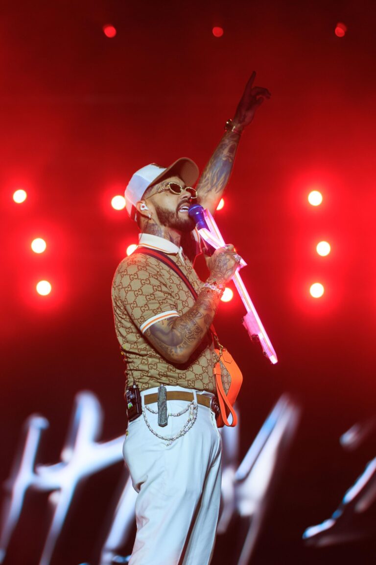 Contra todo pronóstico, Anuel AA presentó con éxito su concierto en el Estadio Quisqueya