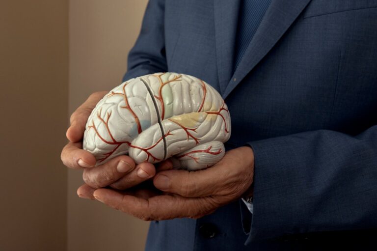 Clínica móvil llega a neoyorquinos sin hogar que necesitan servicios de salud mental