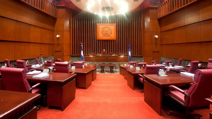 Hemiciclo-del-Senado-de-la-Republica-Dominicana-min-3.webp.webp