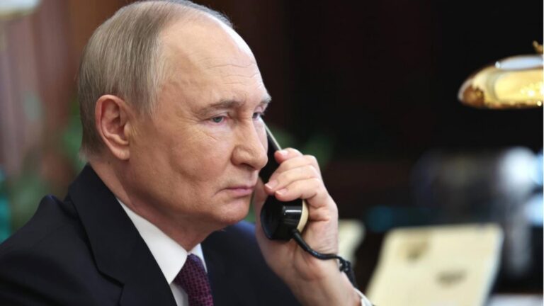 Trump y Putin hablarán este jueves vía llamada telefónica