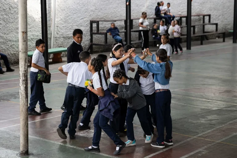 Gobierno de EE. UU. a menores inmigrantes: “Salgan, los vamos a encontrar”