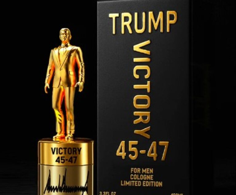 Trump promueve perfume con figura dorada de sí mismo similar a un premio Óscar