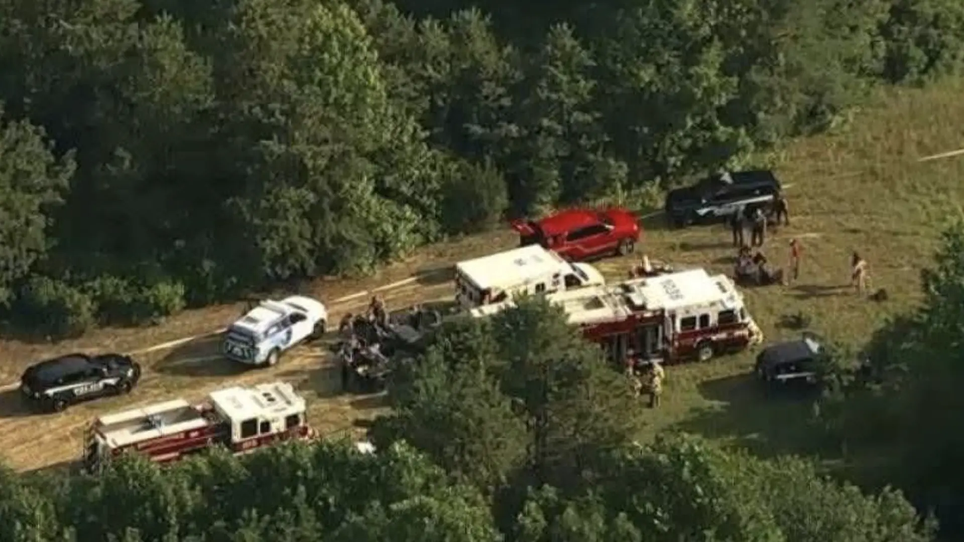 #Mundo:15 heridos al caer un avión de salto en paracaídas #FVDigital