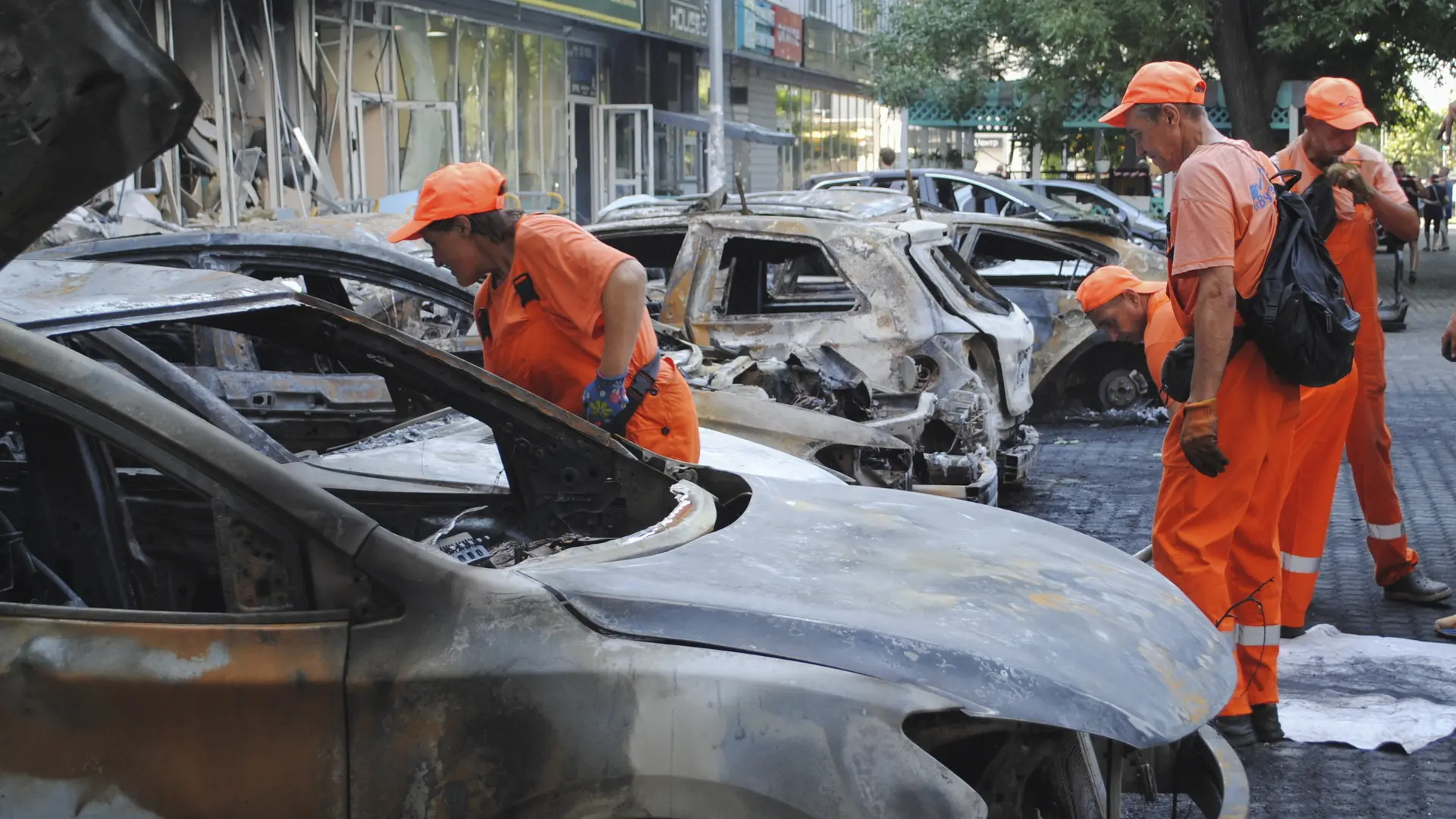 aftermath-of-overnight-russian-shelling-in-odesa.jpeg