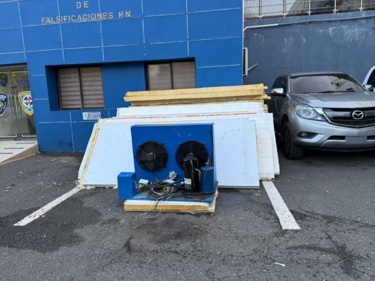 Policiales: Departamento de Falsificaciones del DICRIM recupera cuarto frio modular tras denuncia por estafa