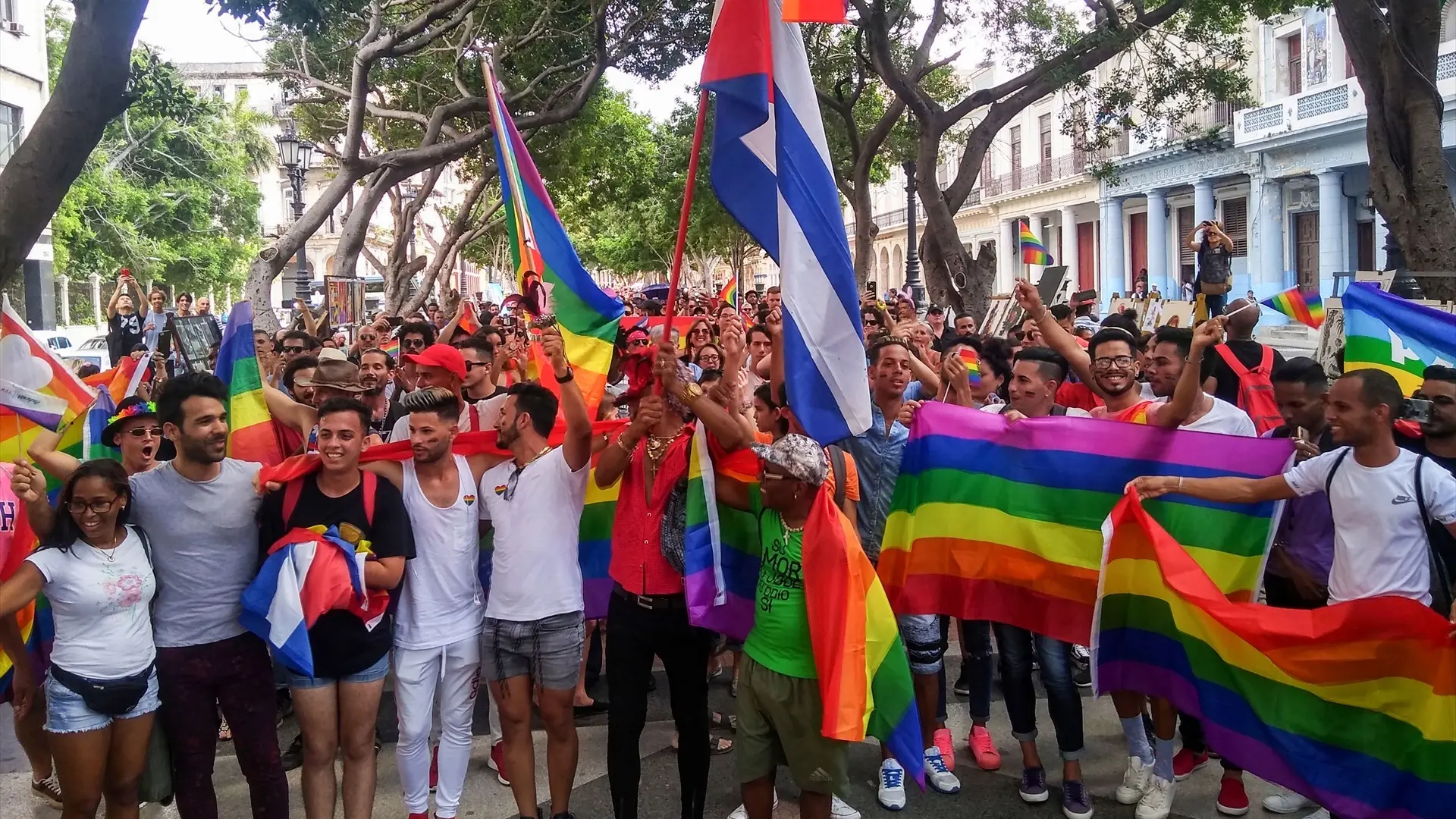 europapress-2126982-11-may-2019-cuba-havana-people-gather-with-rainbow-flags-during.jpeg