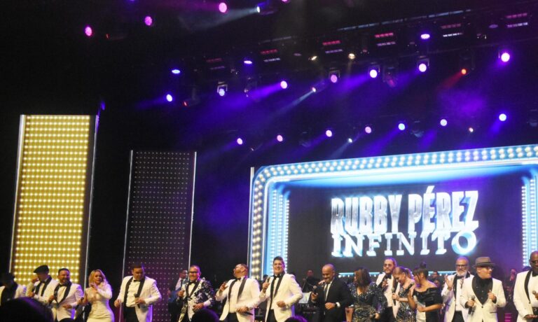 Familia de Rubby Pérez agradece apoyo “Rubby Pérez Infinito” #FVDigital