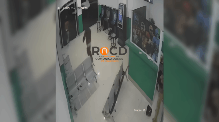 Presunto delincuente es desarmado en intento de robo a banca deportiva #FVDigital #FelixVictorino