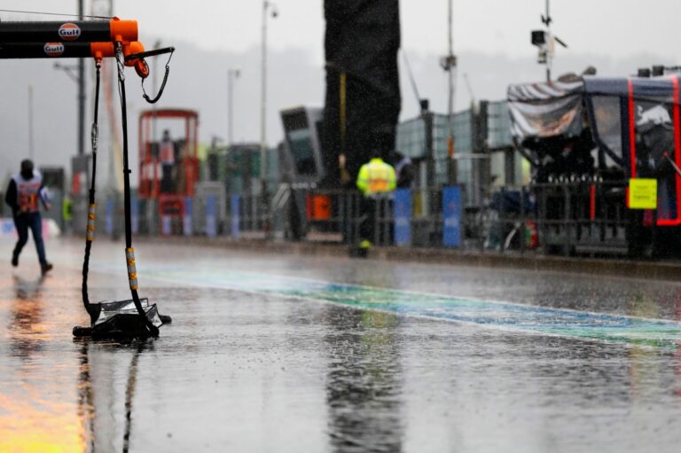 Cómo la lluvia en Bélgica F1 podría arruinar el experimento de Pirelli #F1 #FVDigital