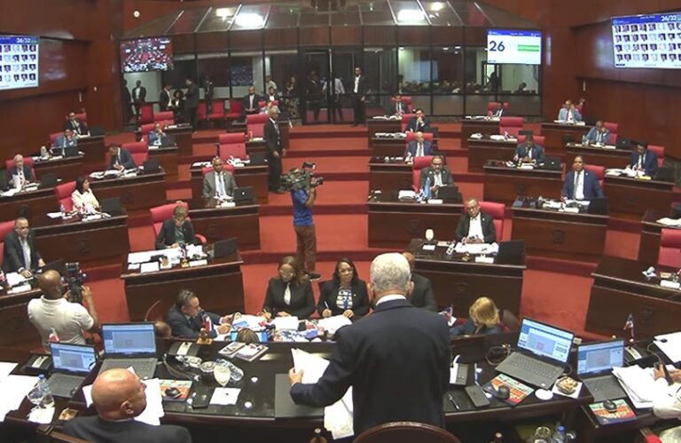 Senado aprueba en segunda lectura el Código Penal