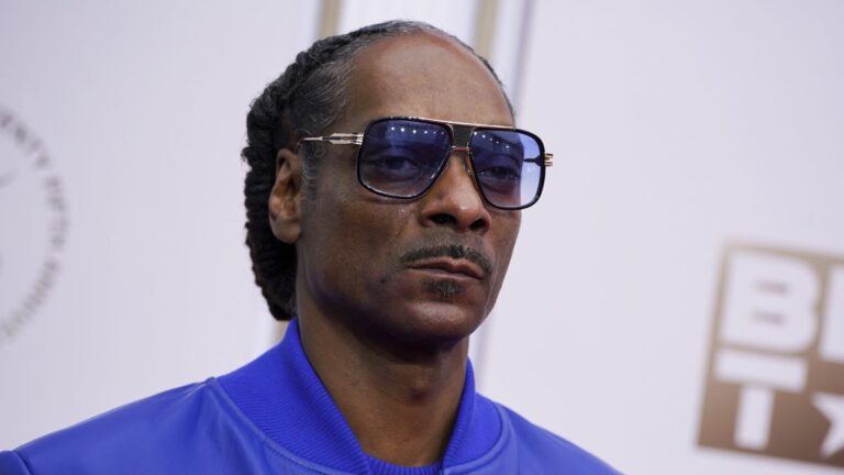 El rapero Snoop Dogg se une al Swansea City como copropietario