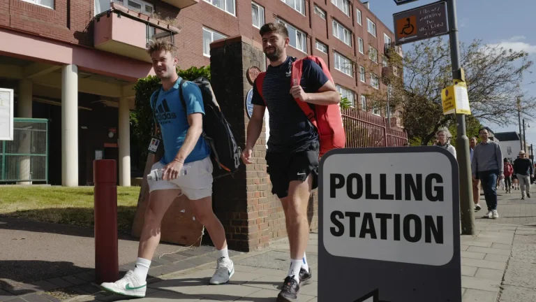 #Mundo:¿Crees que se debería rebajar la edad para votar a 16 años? #FVDigital