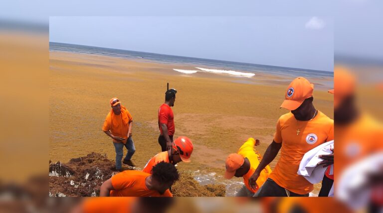 Dan de alta a 15 sobrevivientes de naufragio en playa Juanillo #FVDigital #FelixVictorino