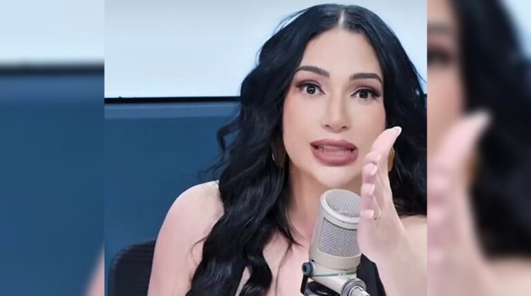 Amelia Alcántara y Toxic Crow se enfrentan en redes sociales #FVDigital #FelixVictorino