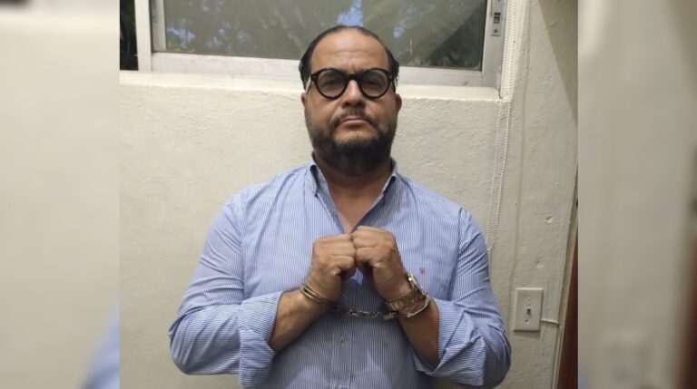 Aquiles Jiménez es detenido y conducido a destacamento en Naco #FVDigital #FelixVictorino