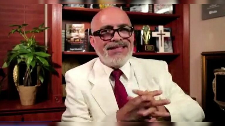 Ordenan detención de Ángel Martínez por falta de respeto al tribunal #FVDigital #FelixVictorino