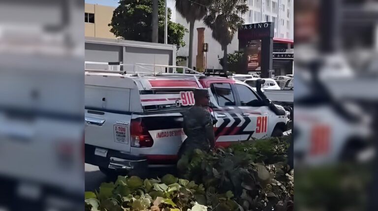 Joven parqueador toma difícil decisión en el mar Caribe #FVDigital #FelixVictorino