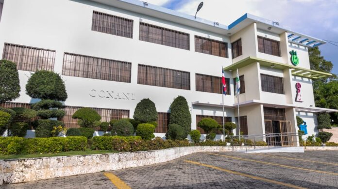 CONANI-FACHADA.jpeg