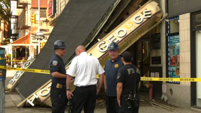 clark_st_subway_station_awning_collapse_better_vo_080325_134937235_262.jpeg