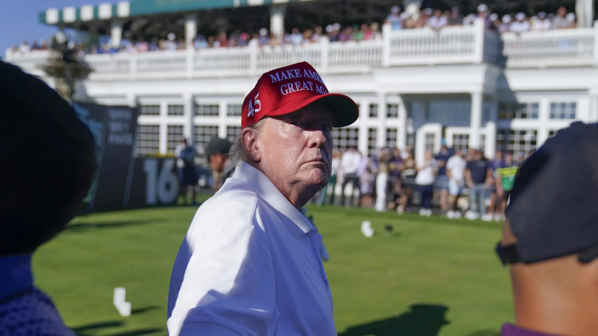 el-expresidente-donald-trump-en-un-campeonato-de-golf-este-pasado-domingo.jpeg