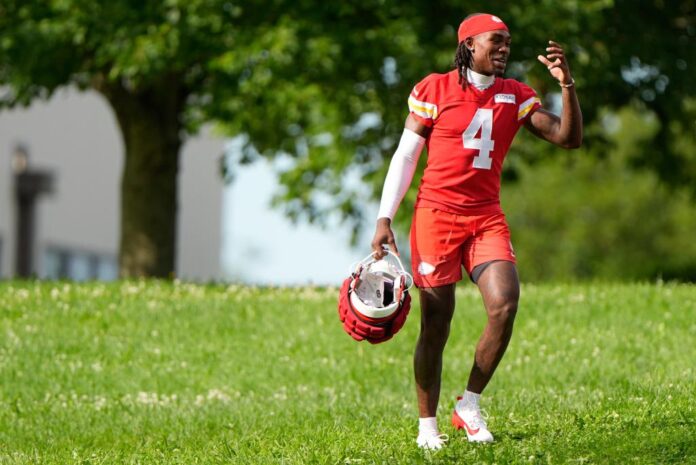 kansas-city-chiefs-wide-receiver-108550090.jpg