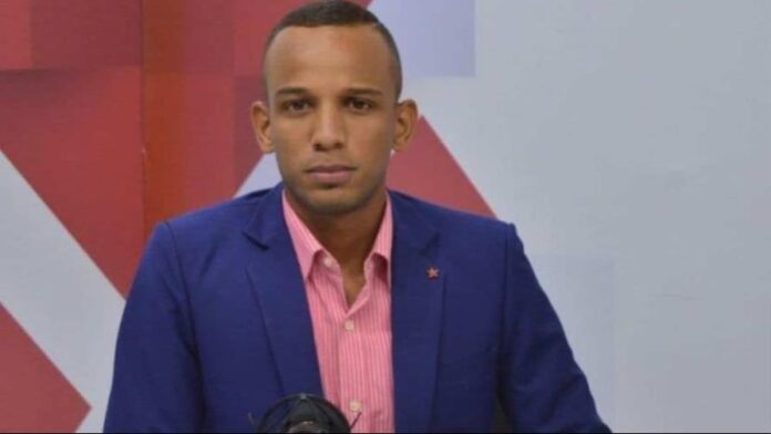 periodista-7c6aa61a-focus-min014-038-896-504-d4a8451b-focus-min0.14-0.29-896-504