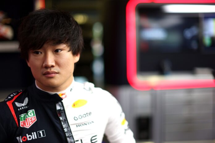 1758280888_yuki-tsunoda-red-bull-racing.jpg