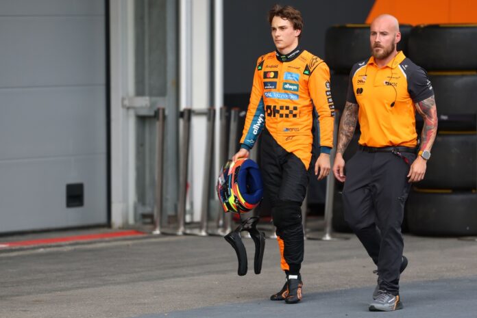 1758382347_oscar-piastri-mclaren-2.jpg