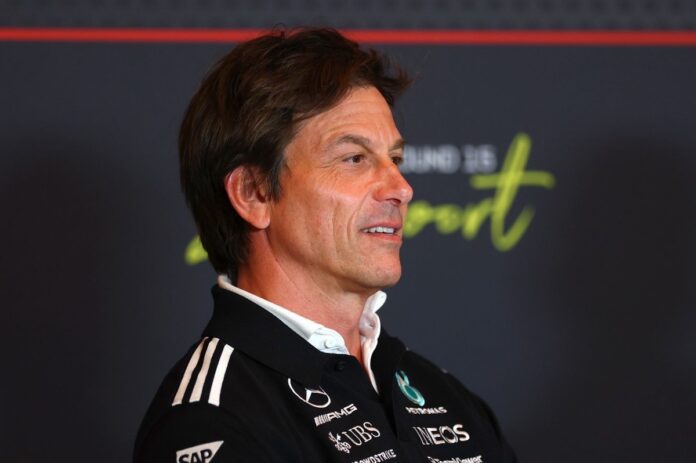 toto-wolff-mercedes.jpg