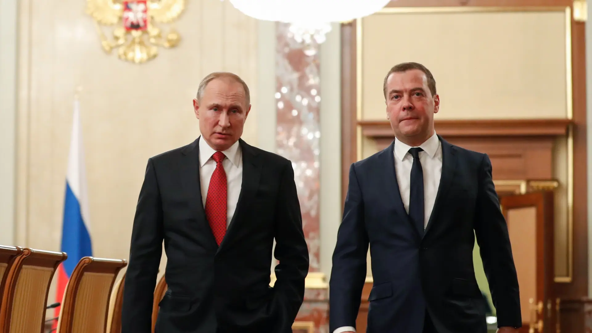 vladimir-putin-y-dmitry-medvedev.jpeg