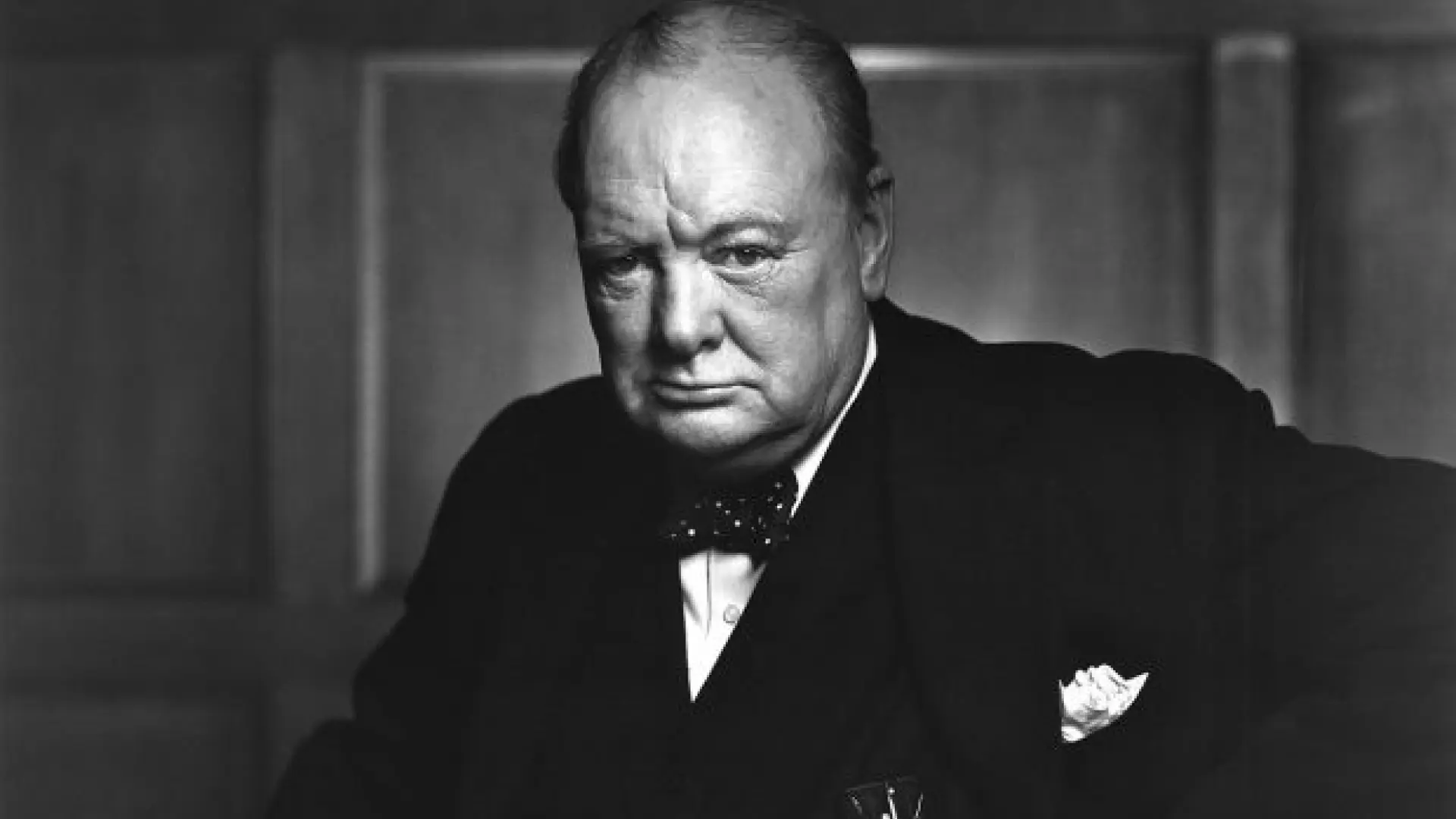 1200px-sir-winston-churchill-19086236948-e1528084604293-620x412.jpeg