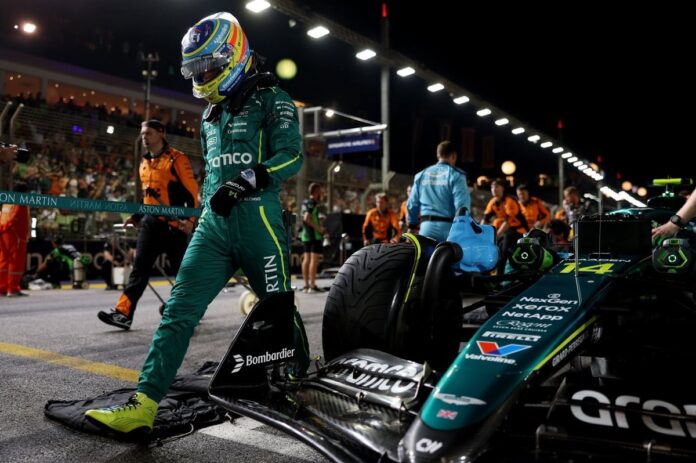 1759763128_fernando-alonso-aston-martin-r.jpg