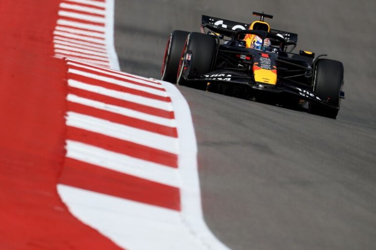 Verstappen bate a McLaren en la clasificación sprint; Alonso 6º y Sainz 7º #F1 #FVDigital