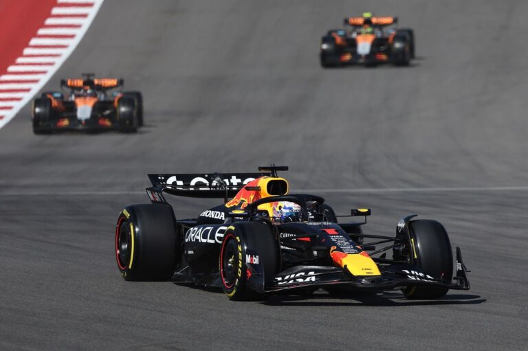 ¿Será Max Verstappen también imbatible en la carrera de Austin F1? #F1 #FVDigital