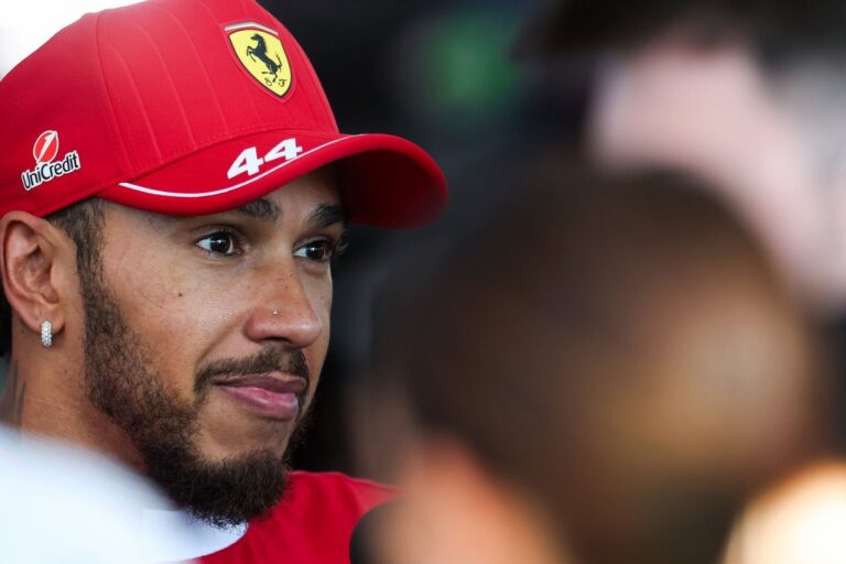 Hamilton aconseja a Piastri y Norris ser “despiadados” contra Verstappen #F1 #FVDigital