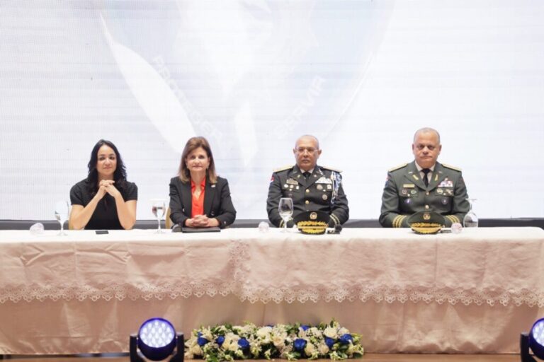 Policiales: Policía Nacional celebra acto de entrega de la “Medalla al Mérito Policial 2025”, durante conmemoración del Día de San Judas Tadeo, santo patrón de la institución