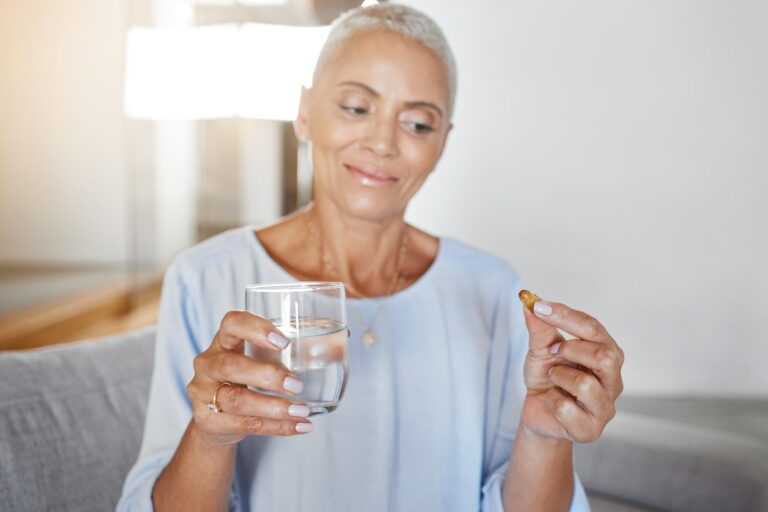 #Salud: 5 vitaminas esenciales para equilibrar tu cuerpo durante la menopausia