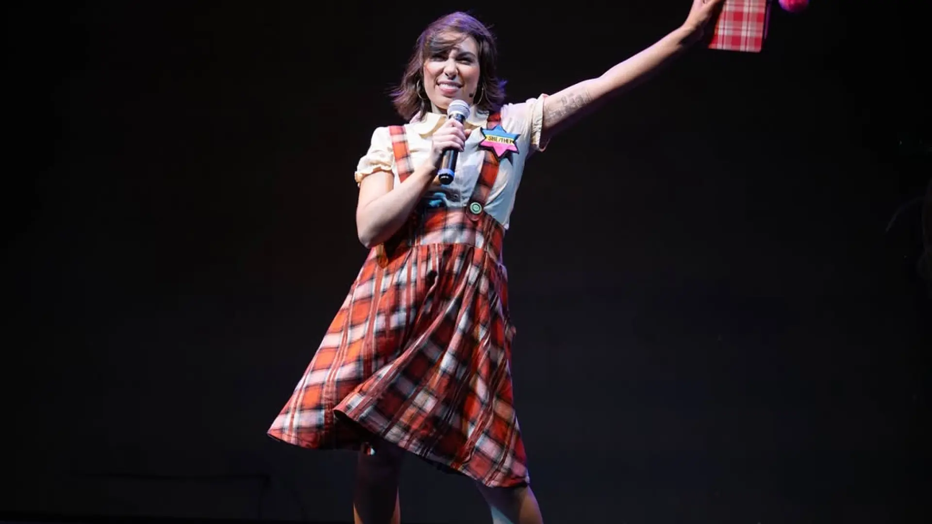 #Mundo:Polémica por un musical en Nueva York que presenta a Anna Frank como una latina pansexual con un amante no binario #FVDigital