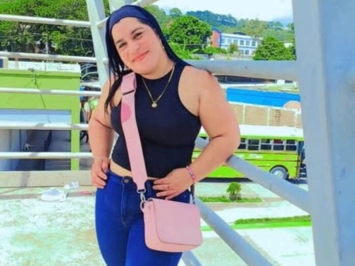 Dunia Rosibel Espinoza Alvarado - ACONTECER DOMINICANO #FVDigital