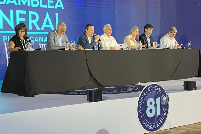 La SIP advierte del “discurso hostil” contra el periodismo al finalizar su 81 Asamblea