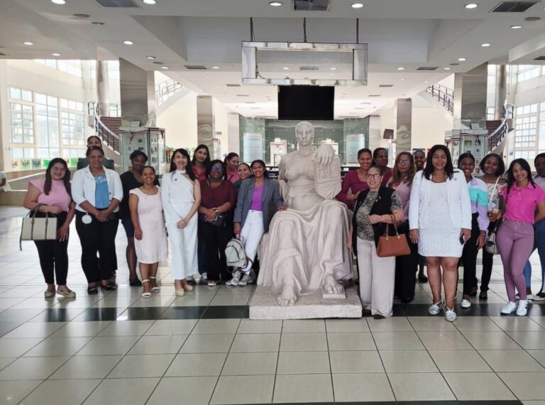 More Latinoamérica lanza la edición 2025 del reconocimiento ‘Mujer del Año’