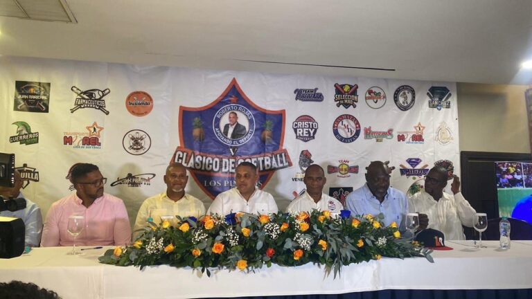 Clásico Los Piñeros celebra quinta edición de torneo de softball