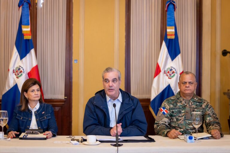 Presidente Abinader levanta medidas por huracán Melissa, excepto en Barahona, Pedernales, Bahoruco e Independencia