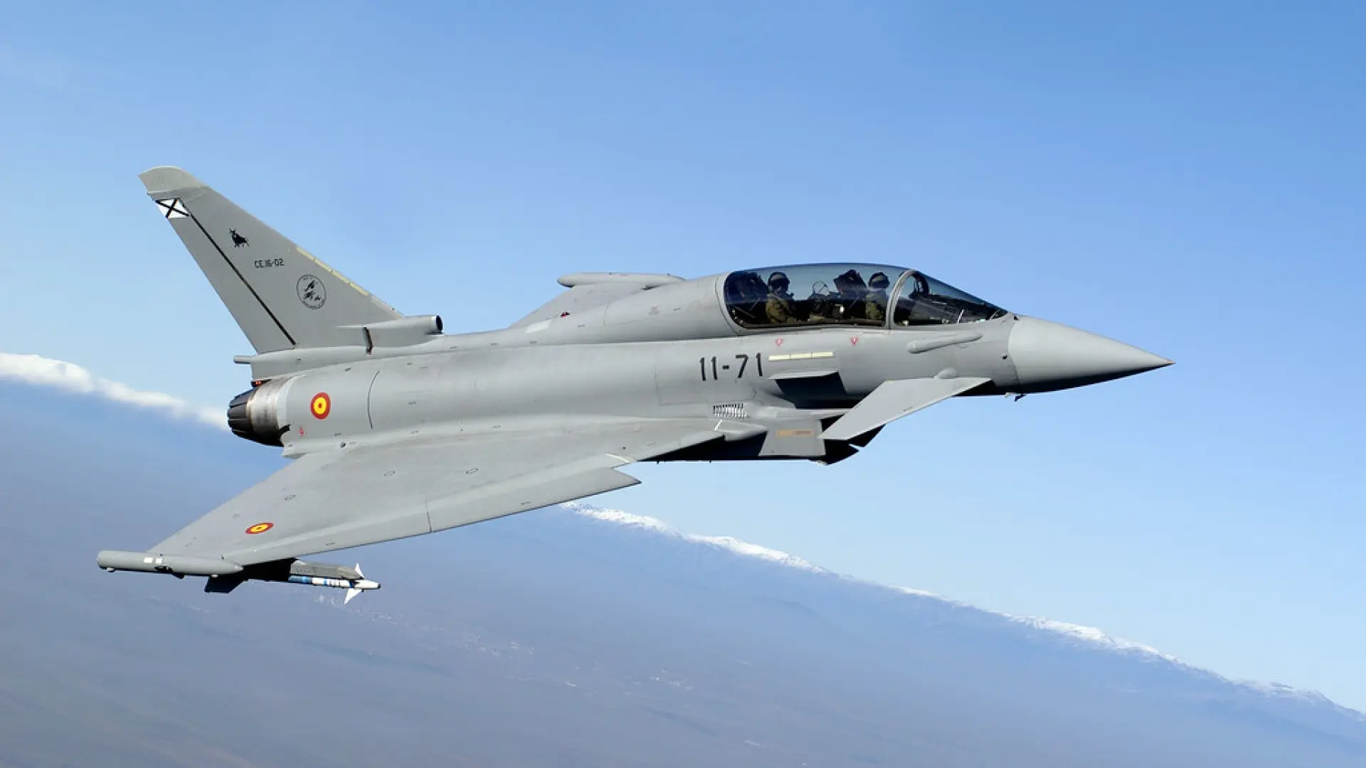 caza-eurofighter-del-ala-11.jpeg