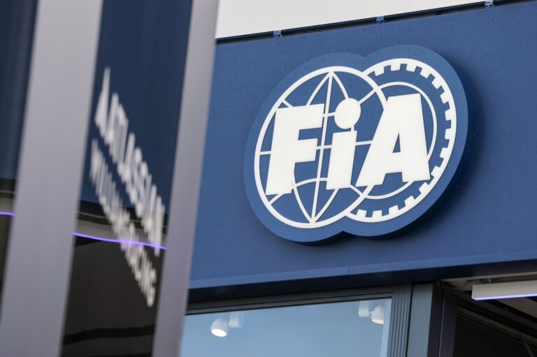 El retraso de la FIA aviva los rumores sobre un equipo de F1 y el límite de gastos #F1 #FVDigital