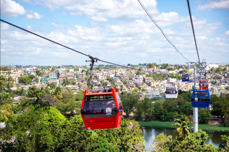 Suspenden servicio del Teleférico de Santo Domingo por tormentas eléctricas